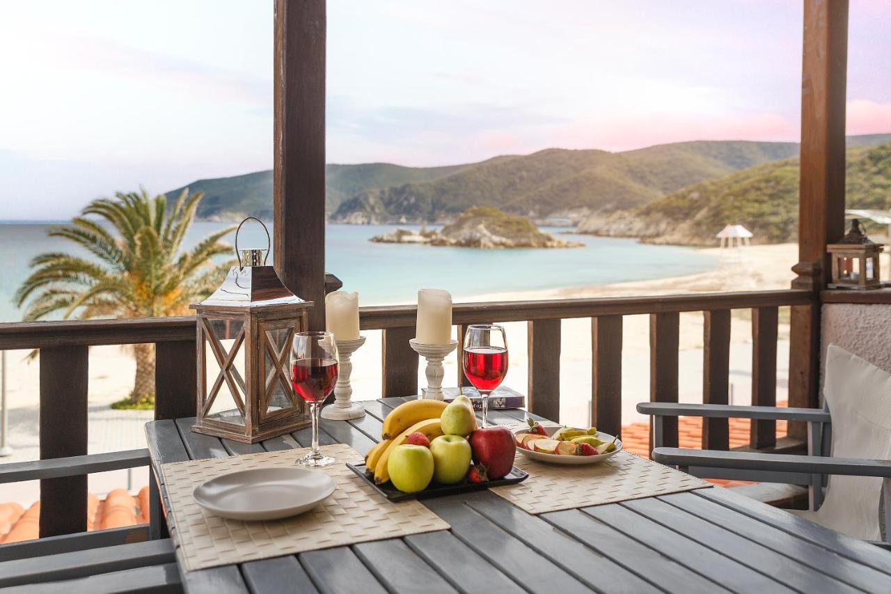 Suite Di Lusso Каламици Экстерьер фото